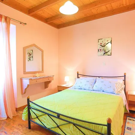 Holiday home Archontiko Aliki Sgourades